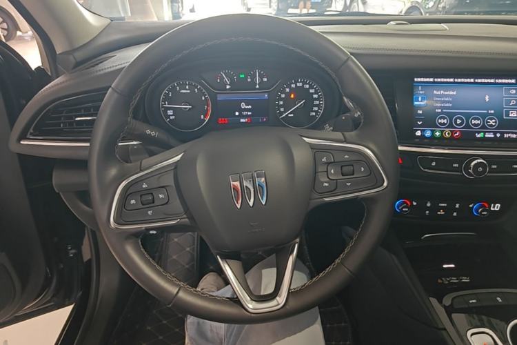Used Buick Regal 2024 25T Deluxe Edition Steering Wheel