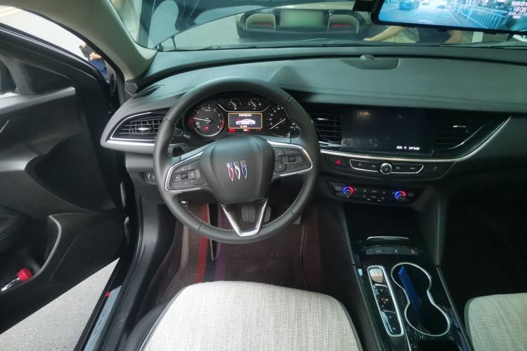 Used Buick Regal 2024 Revised 25T Ultra-Comfort Edition Steering Wheel