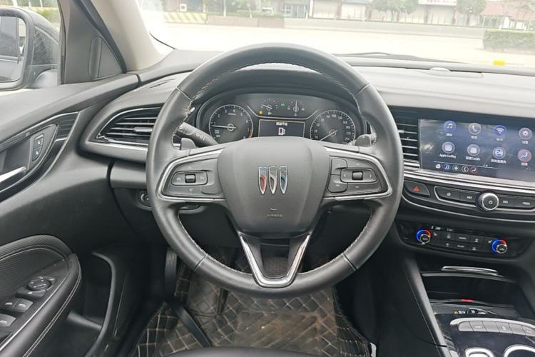 Used Buick Regal 2024 25T Deluxe Edition Steering Wheel