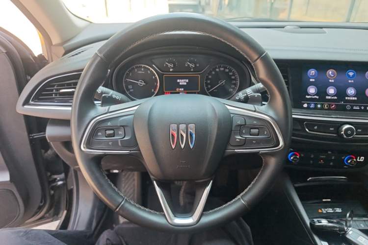 Used Buick Regal 2024 25T Deluxe Edition Steering Wheel