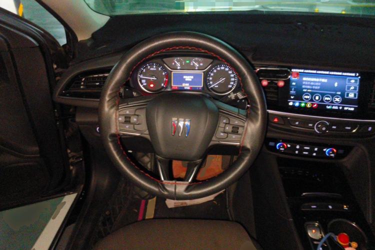 Used Buick Regal 2024 25T Deluxe Edition Steering Wheel