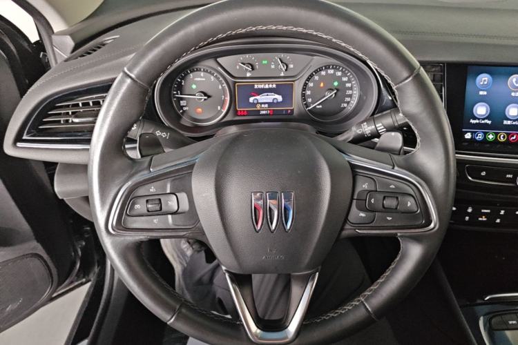 Used Buick Regal 2024 25T Deluxe Edition Steering Wheel