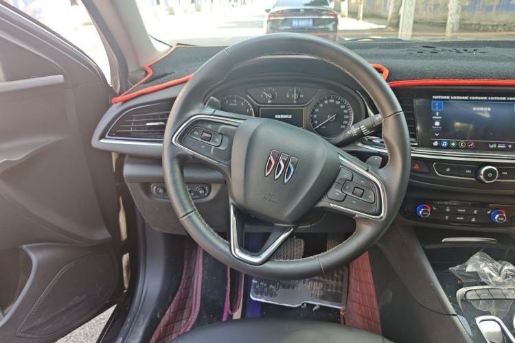 Used Buick Regal 2024 25T Deluxe Edition Steering Wheel