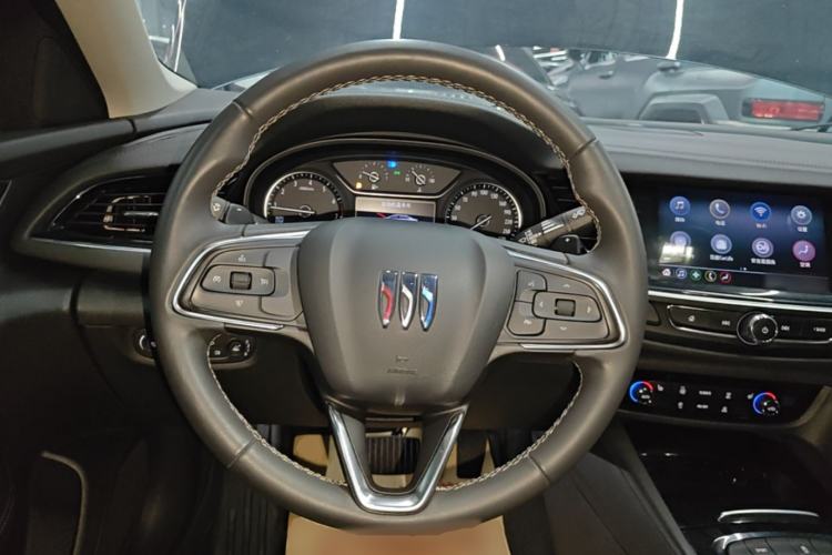 Used Buick Regal 2024 25T Deluxe Edition Steering Wheel