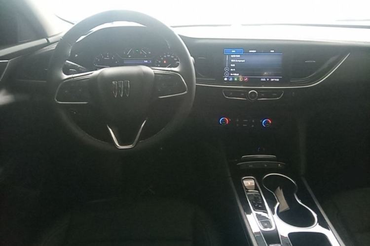 Used Buick Regal 2024 Revised 25T Ultra-Comfort Edition Steering Wheel