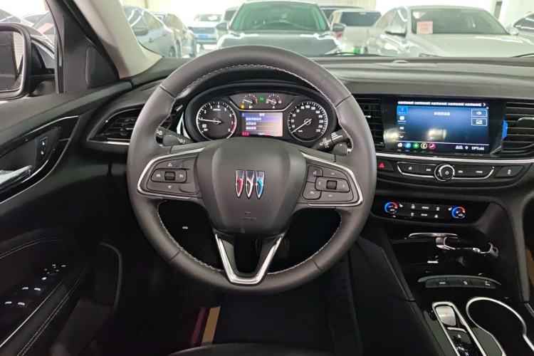 Used Buick Regal 2024 25T Deluxe Edition Steering Wheel