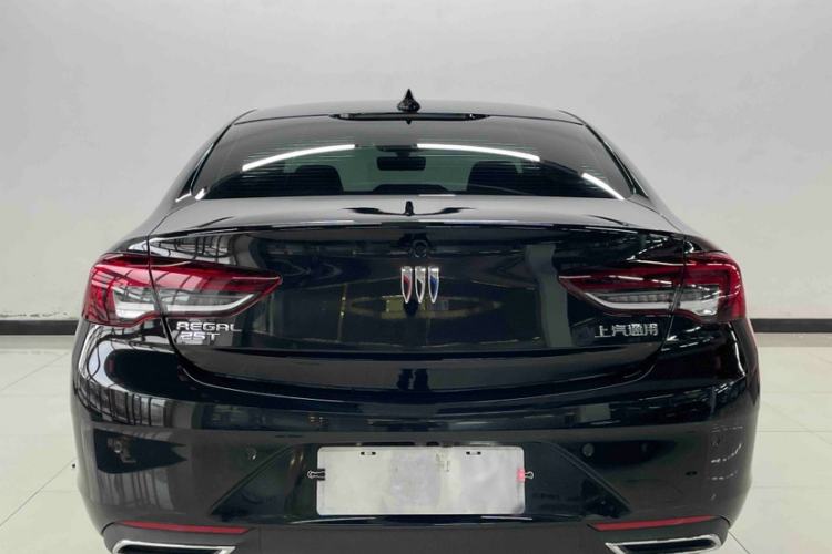 Used Buick Regal 2024 25T Deluxe Edition Trunk