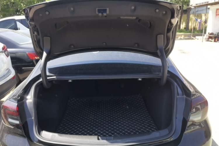 Used Buick Regal 2024 Revised 25T Ultra-Comfort Edition Trunk