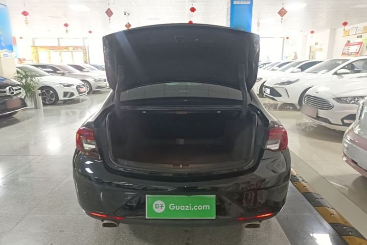 Used Buick Regal 2024 28T Luxury Edition Trunk