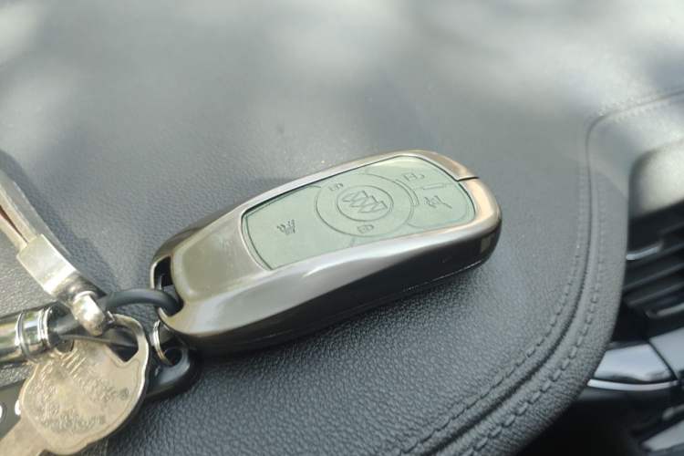 Used Buick Regal 2024 Revised 25T Ultra-Comfort Edition Vehicle Key