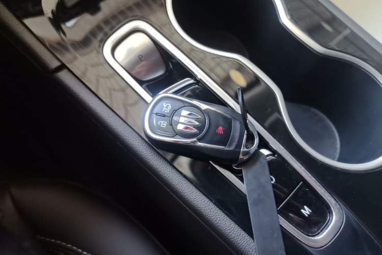 Used Buick Regal 2024 25T Deluxe Edition Vehicle Key