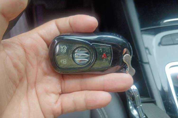 Used Buick Regal 2024 25T Deluxe Edition Vehicle Key