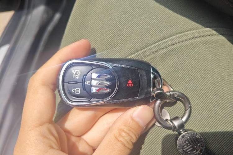 Used Buick Regal 2024 25T Deluxe Edition Vehicle Key