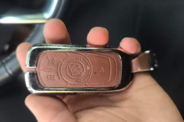 Used Buick Regal 2024 28T Luxury Edition Vehicle Key