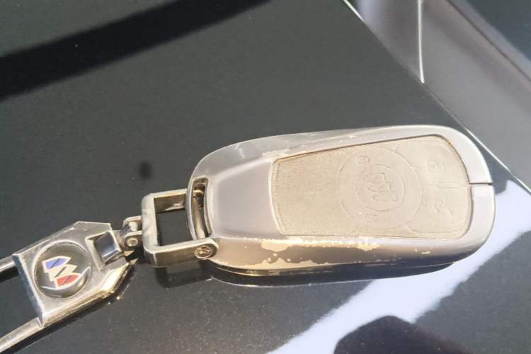 Used Buick Regal 2024 25T Deluxe Edition Vehicle Key