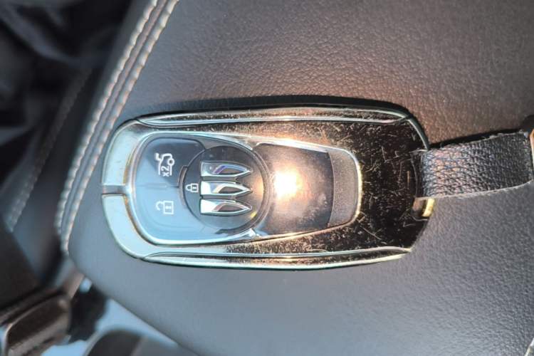 Used Buick Regal 2024 25T Deluxe Edition Vehicle Key
