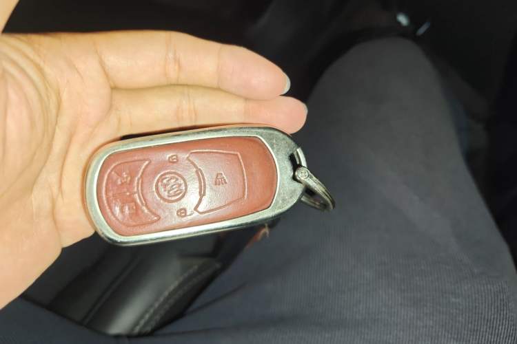 Used Buick Regal 2024 25T Deluxe Edition Vehicle Key