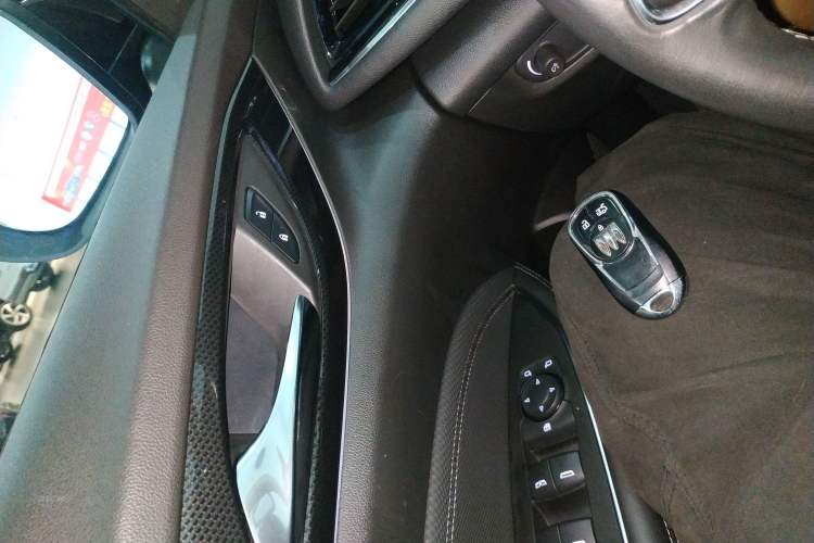 Used Buick Regal 2024 25T Deluxe Edition Vehicle Key
