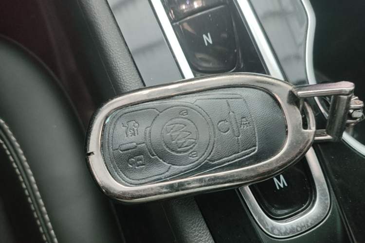 Used Buick Regal 2024 25T Deluxe Edition Vehicle Key