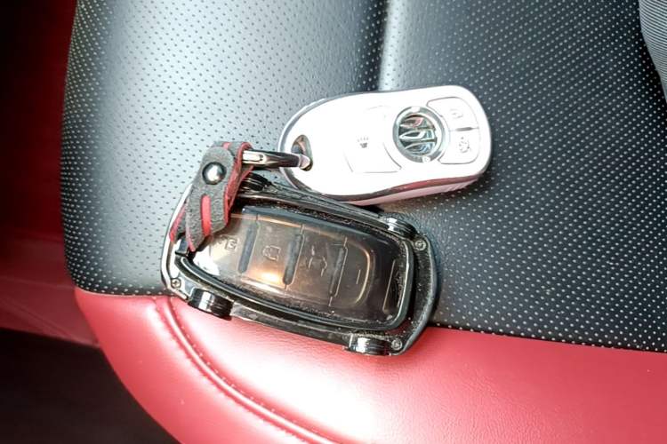Used Buick Regal 2024 25T Deluxe Edition Vehicle Key