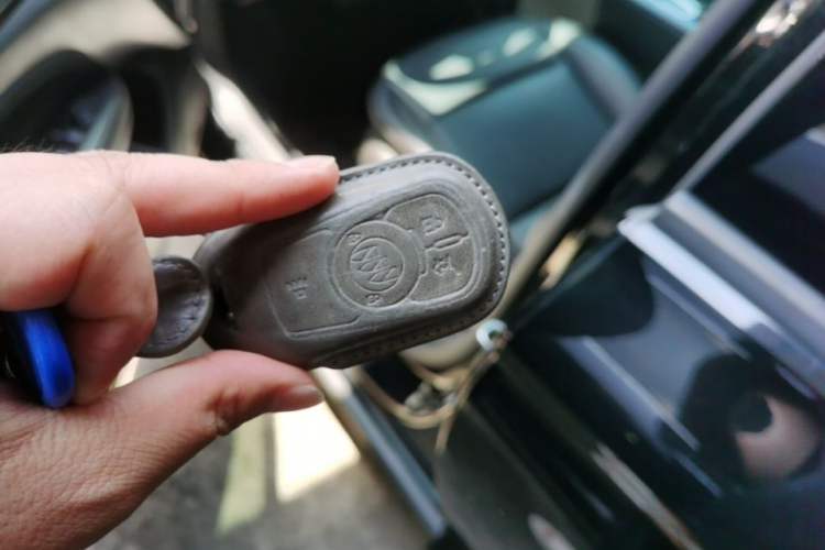 Used Buick Regal 2024 25T Deluxe Edition Vehicle Key