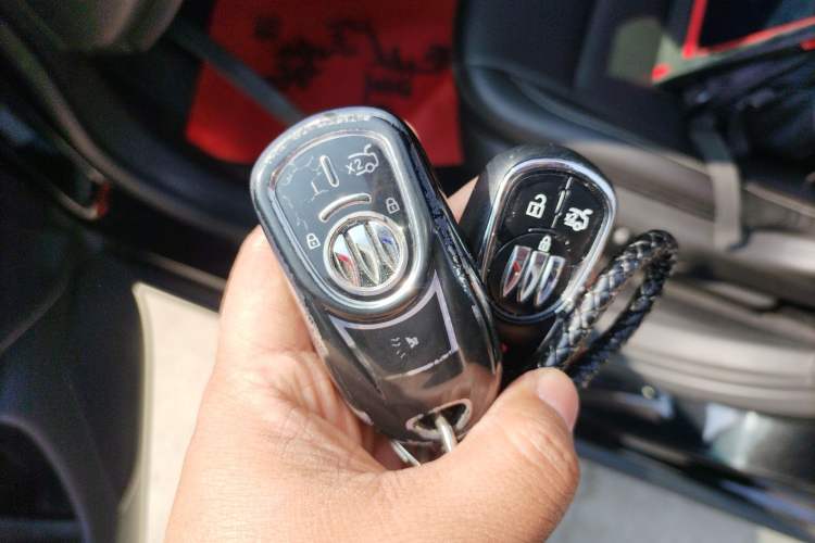 Used Buick Regal 2024 25T Deluxe Edition Vehicle Key