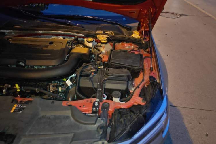 Used Buick Regal 2024 28T Luxury Edition Engine Bay Left