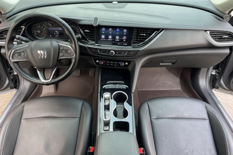 Used Buick Regal 2024 25T Deluxe Edition Interior 1