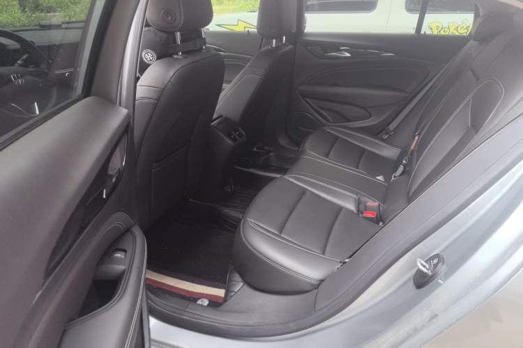 Used Buick Regal 2024 25T Deluxe Edition Left Rear Seat