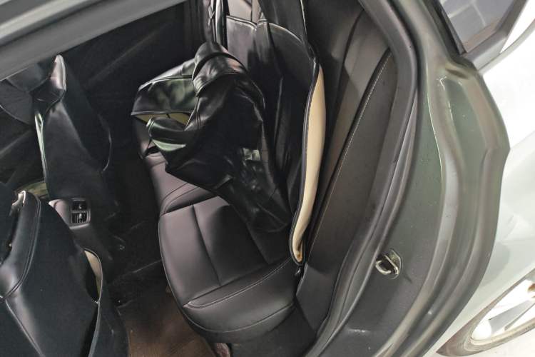 Used Buick Regal 2024 25T Deluxe Edition Left Rear Seat