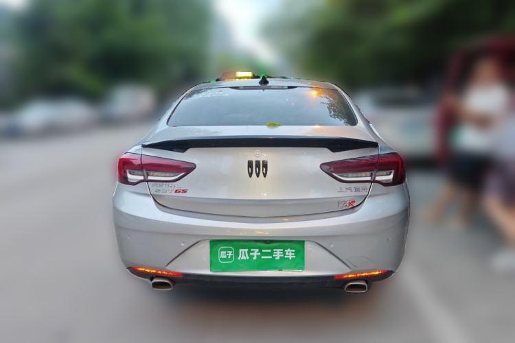 Used Buick Regal 2024 28T Luxury Edition Rear