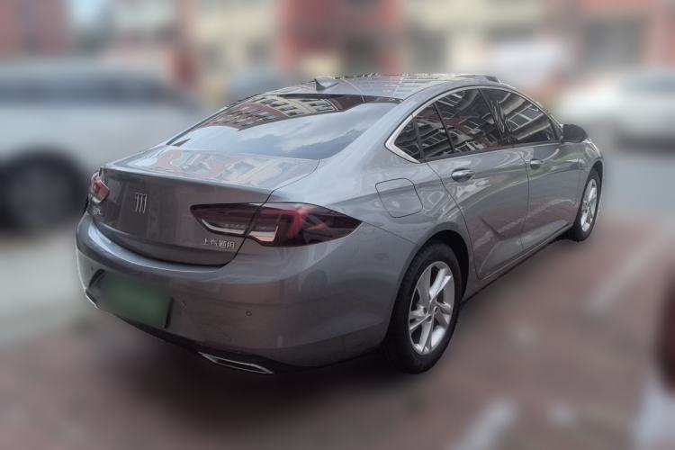 Used Buick Regal 2024 25T Deluxe Edition Rear Right 45 Deg