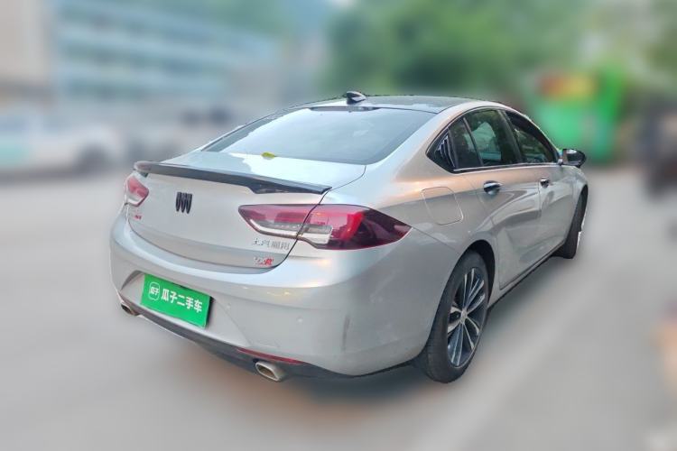 Used Buick Regal 2024 28T Luxury Edition Rear Right 45 Deg