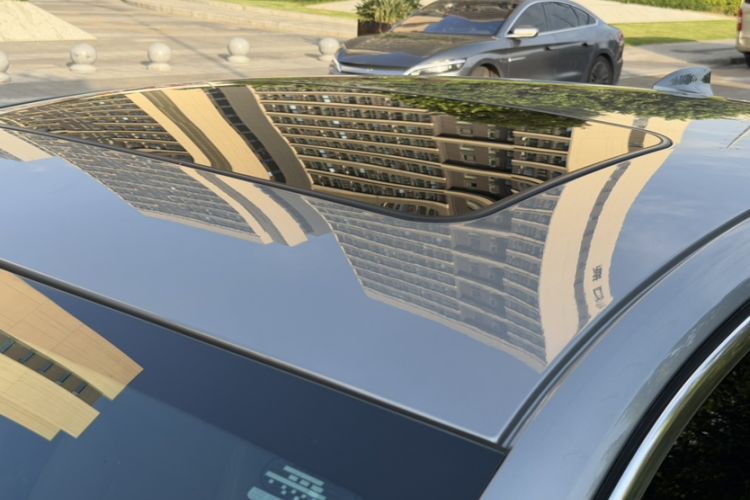 Used Buick Regal 2024 28T Luxury Edition Roof