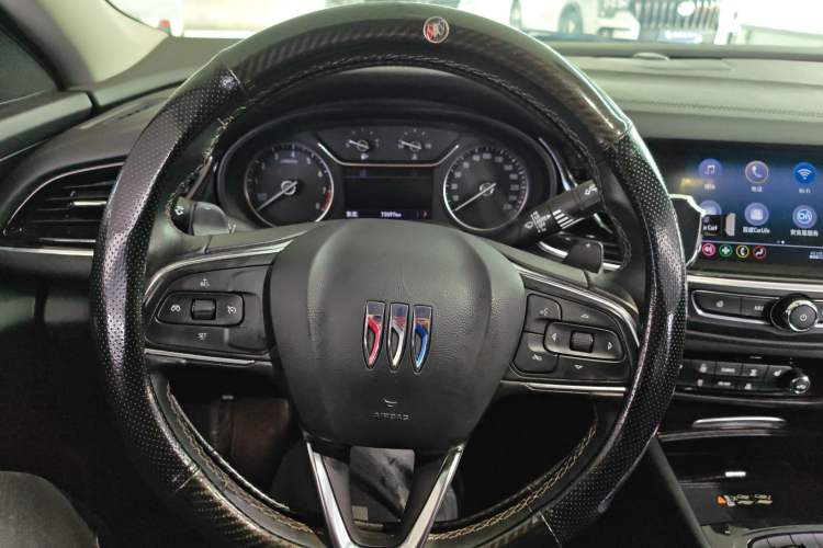 Used Buick Regal 2024 25T Deluxe Edition Steering Wheel