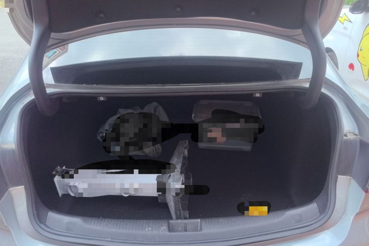 Used Buick Regal 2024 25T Deluxe Edition Trunk