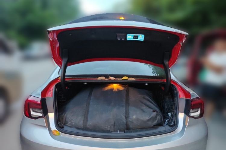 Used Buick Regal 2024 28T Luxury Edition Trunk