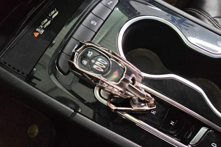 Used Buick Regal 2024 25T Deluxe Edition Vehicle Key
