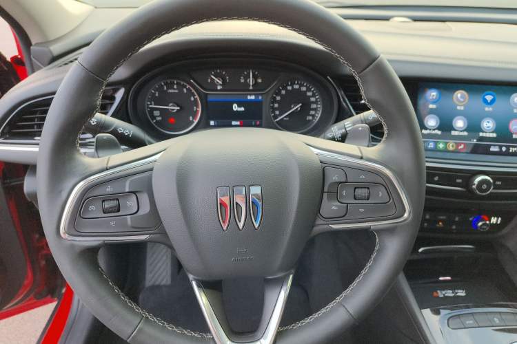 Used Buick Regal 2024 25T Deluxe Edition Steering Wheel
