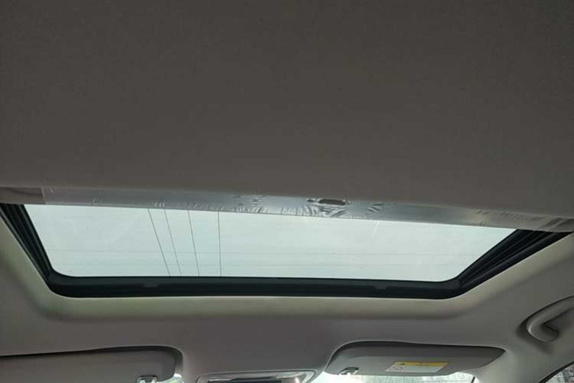 Used Buick Regal 2024 25T Deluxe Edition Headliner