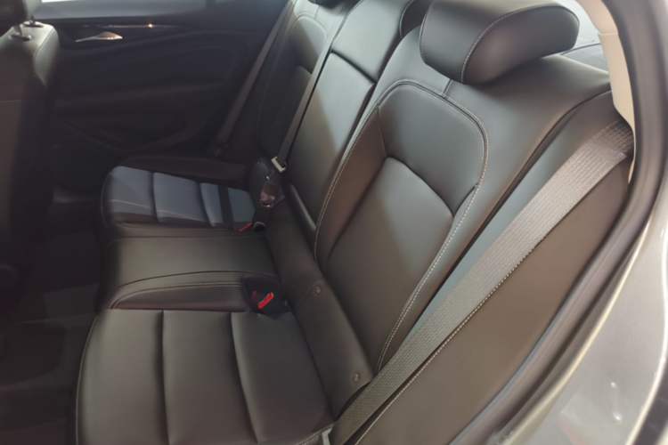 Used Buick Regal 2024 25T Deluxe Edition Left Rear Seat