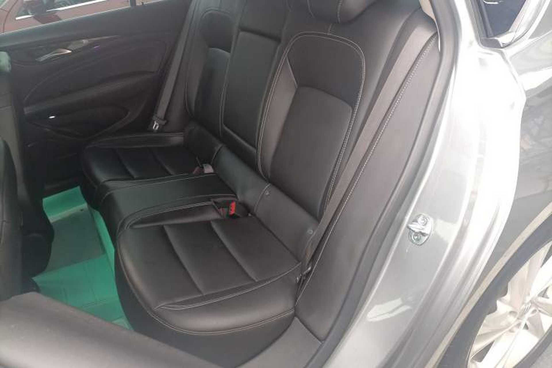 Used Buick Regal 2024 25T Deluxe Edition Left Rear Seat