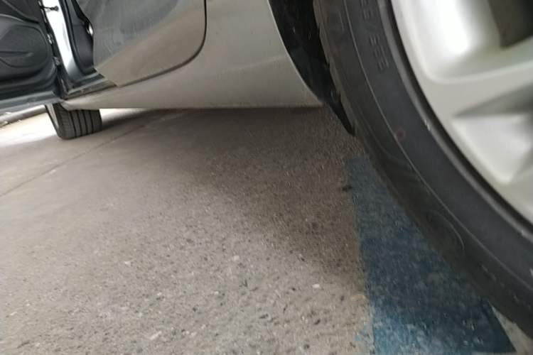 Used Buick Regal 2024 25T Deluxe Edition Left Side Sill