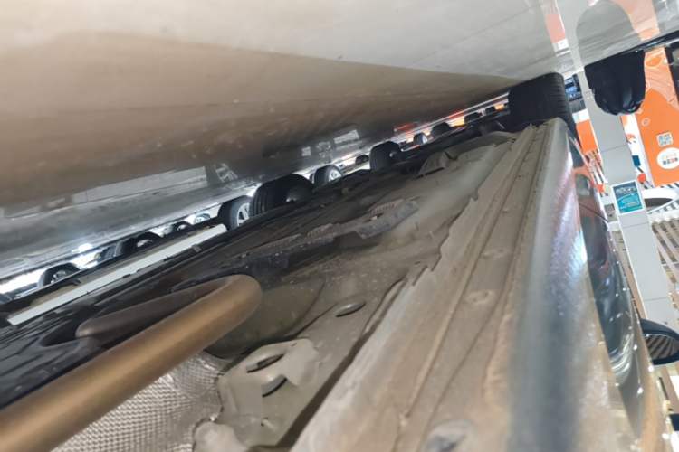 Used Buick Regal 2024 25T Deluxe Edition Left Side Sill