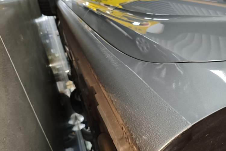 Used Buick Regal 2024 25T Deluxe Edition Left Side Sill