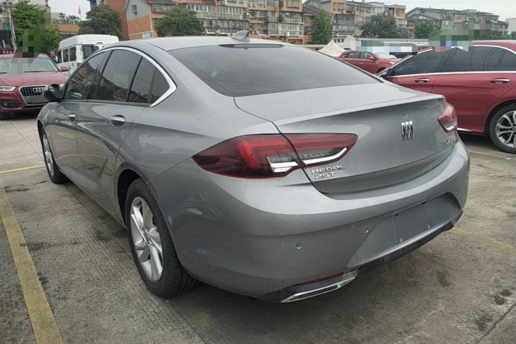 Used Buick Regal 2024 25T Deluxe Edition Rear Left 45 Deg