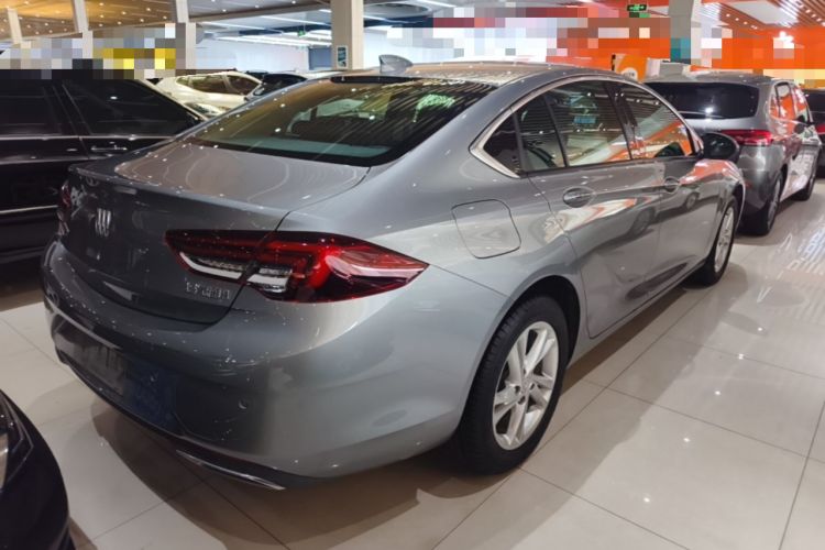 Used Buick Regal 2024 25T Deluxe Edition Rear Right 45 Deg