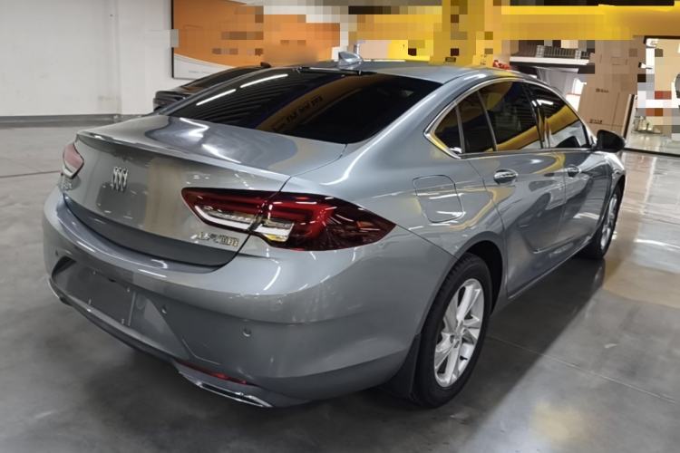 Used Buick Regal 2024 25T Deluxe Edition Rear Right 45 Deg