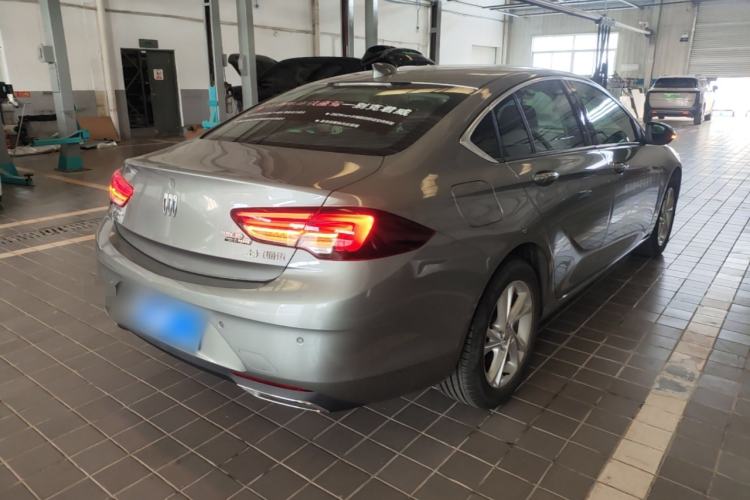 Used Buick Regal 2024 25T Deluxe Edition Rear Right 45 Deg