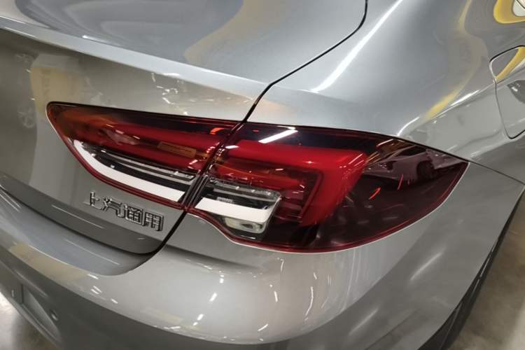 Used Buick Regal 2024 25T Deluxe Edition Right Rear Taillight